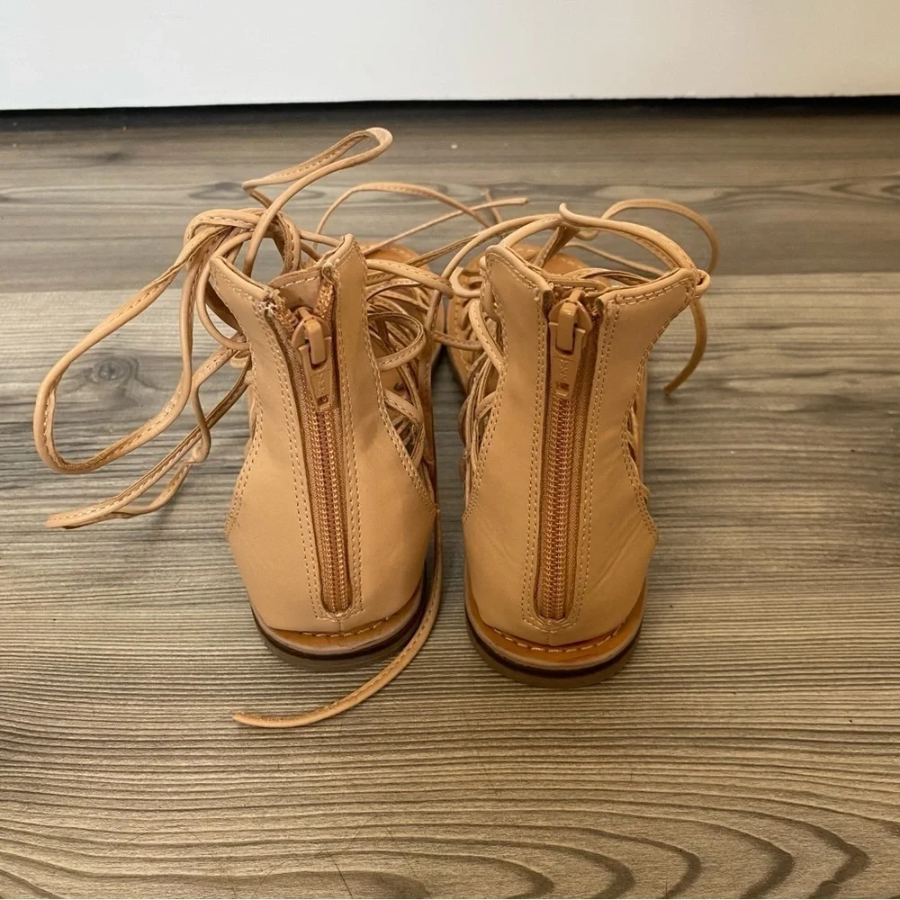 American Eagle Sandals and‎ Flats Bundle 6.5